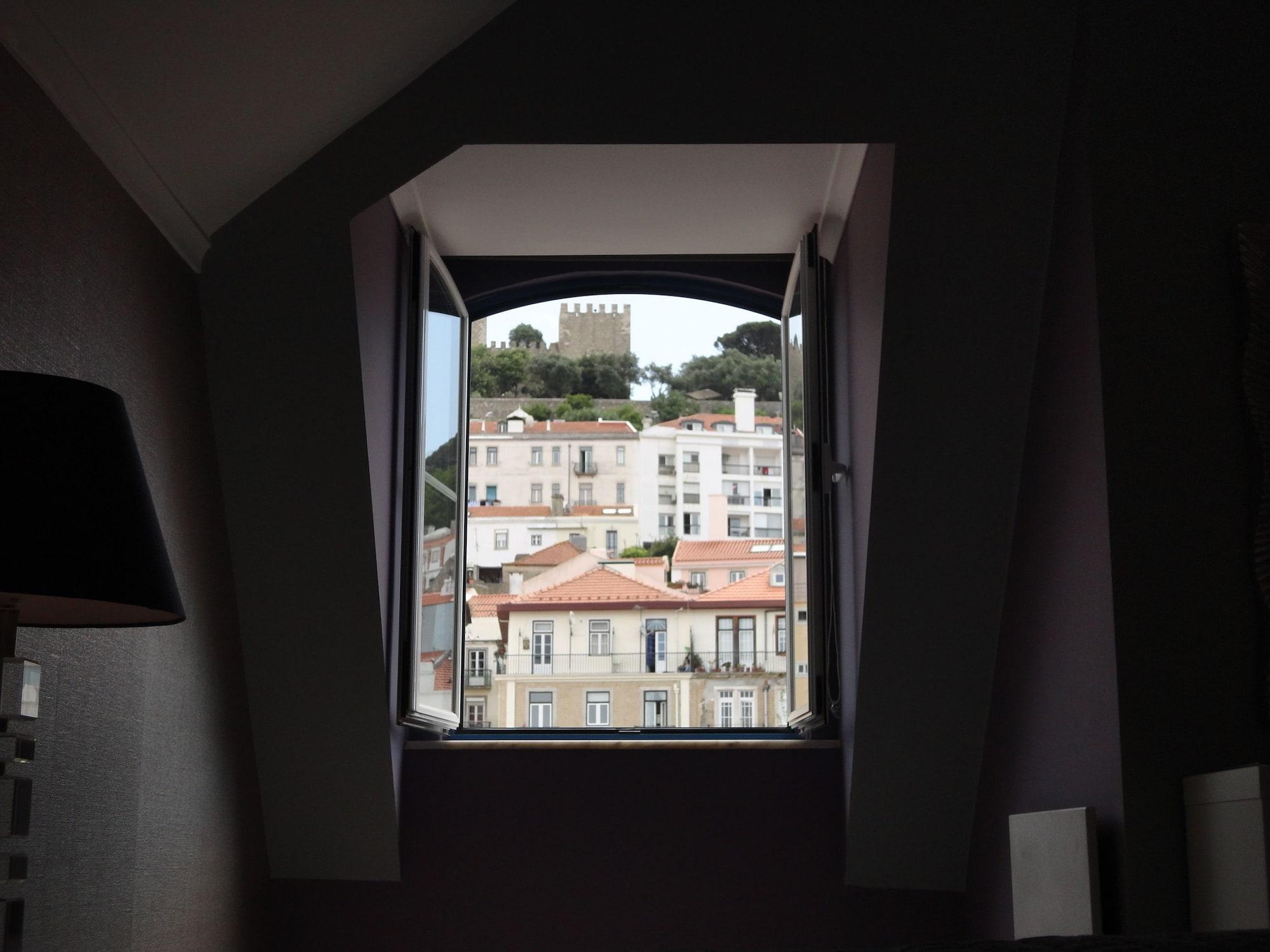 Grande Pensao Residencial Alcobia * Lissabon